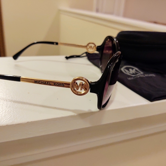 Sold - Picture 9 of 10